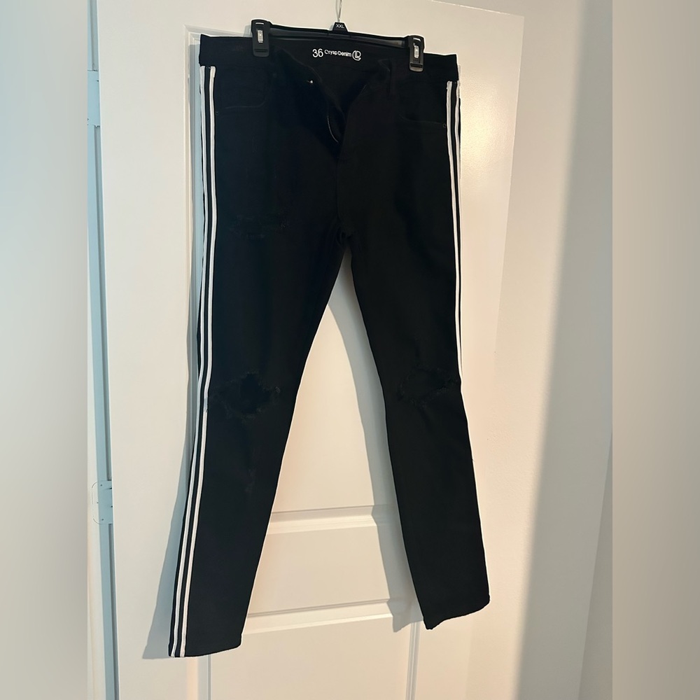 Black Men’s Pants with White Stripes (36)